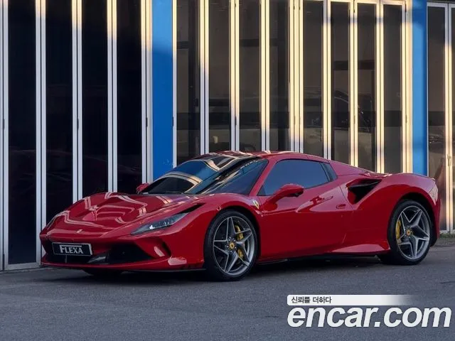 Ferrari F8 — фото 1