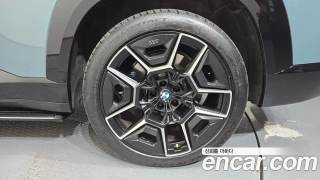 BMW XM — фото 21