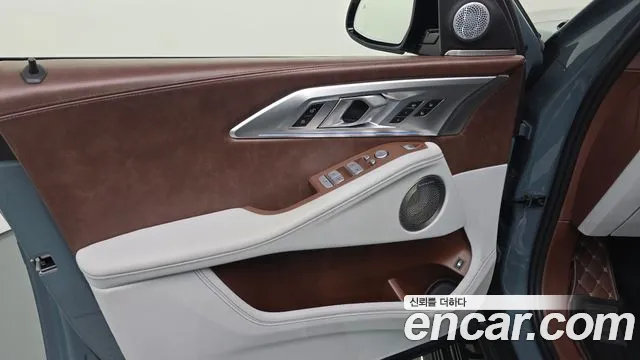 BMW XM — фото 24