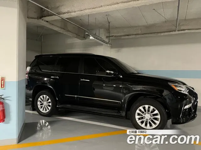 Lexus GX — фото 5