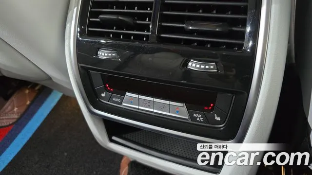 BMW XM — фото 34