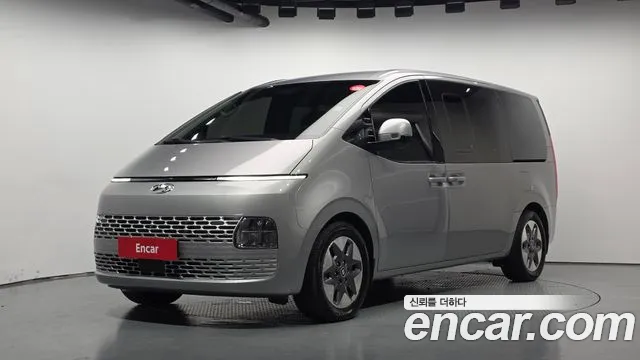 Hyundai Staria — фото 1
