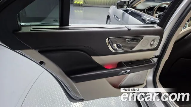 Lincoln Continental — фото 25