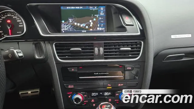 Audi RS5 — фото 12