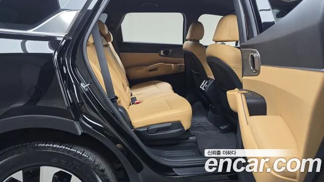 Kia Sorento — фото 10