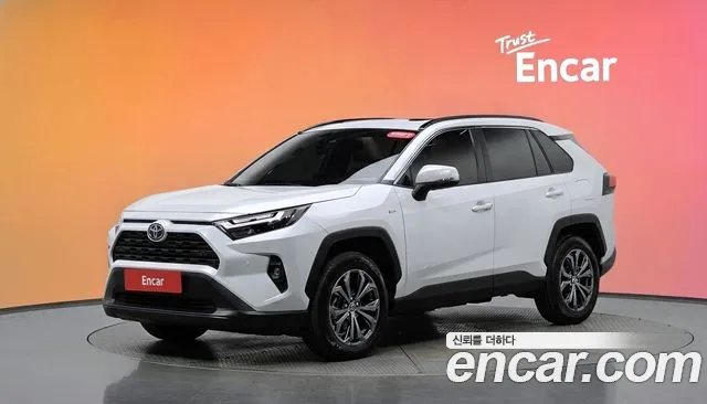 Toyota RAV4 — фото 20