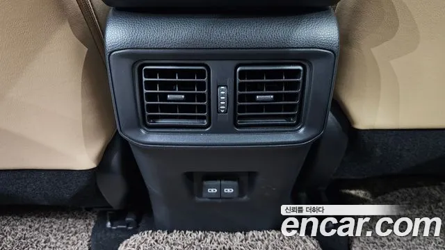 Toyota RAV4 — фото 29