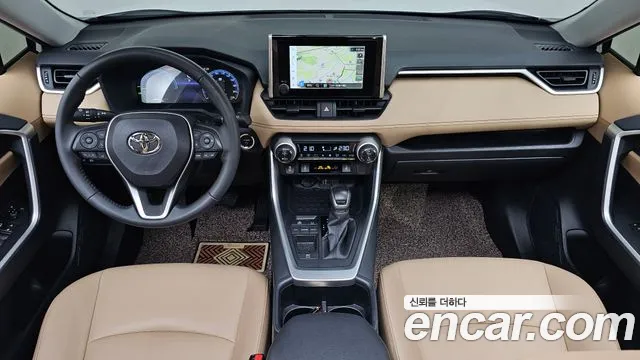 Toyota RAV4 — фото 6