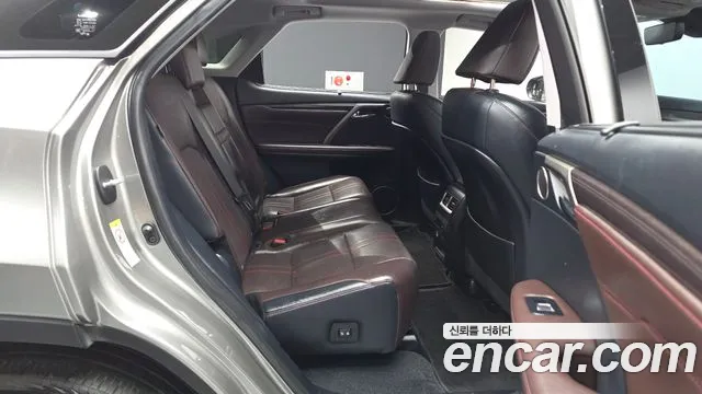 Lexus RX — фото 12