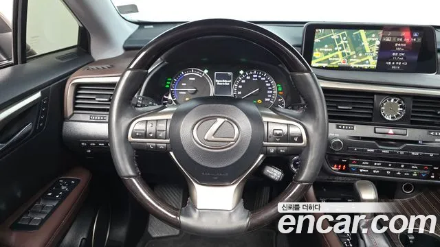 Lexus RX — фото 13