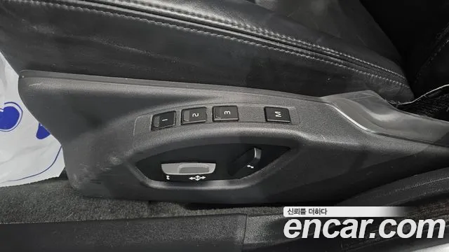 Volvo XC70 — фото 12
