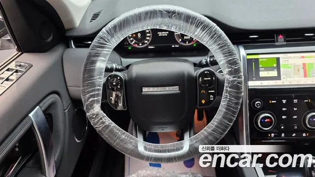 Land Rover Discovery Sport — фото 13