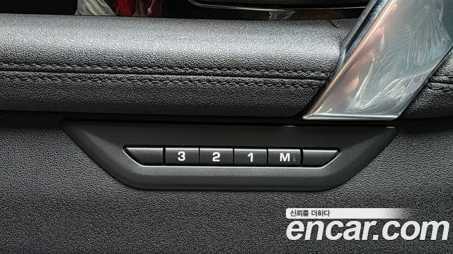 Land Rover Discovery Sport — фото 28