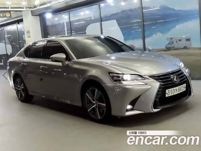 Lexus GS — фото 1