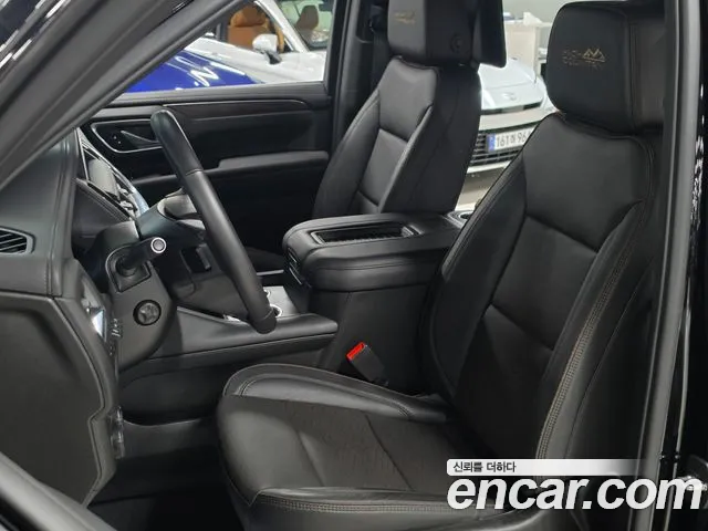 Chevrolet Tahoe — фото 10