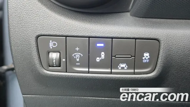 Hyundai Kona — фото 12
