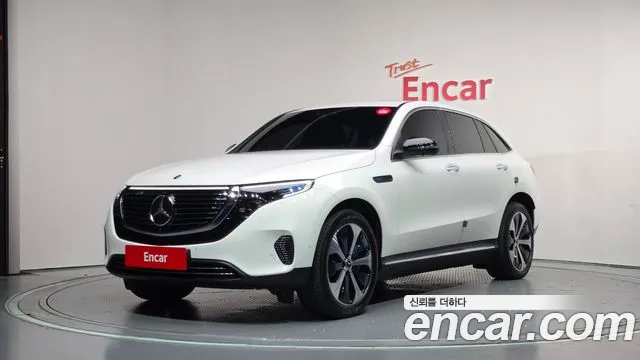 Mercedes-Benz EQC — фото 1