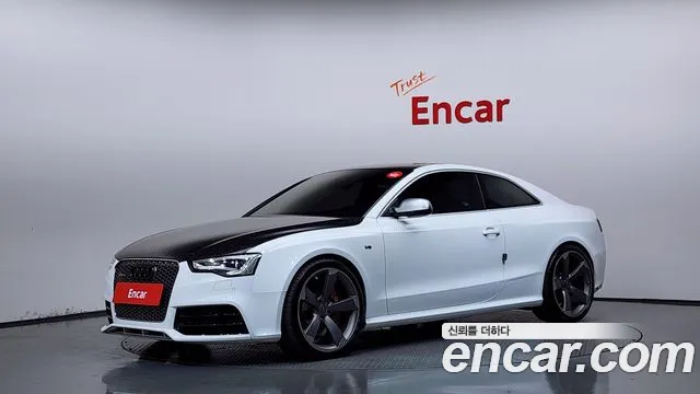Audi RS5 — фото 1