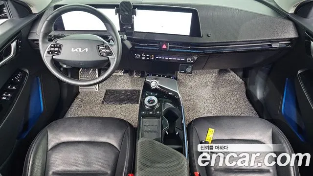 Kia EV6 — фото 6