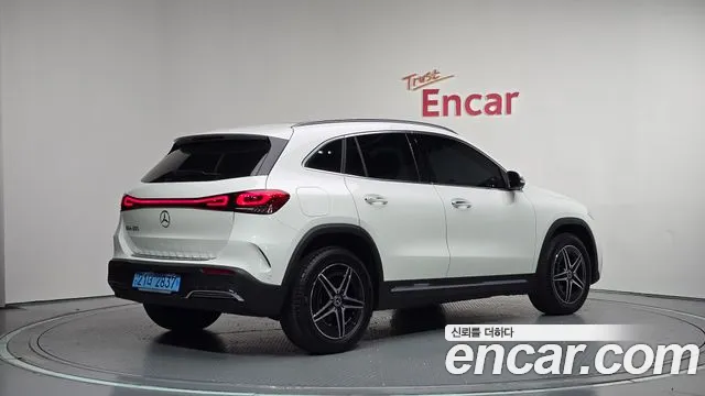 Mercedes-Benz EQA — фото 2