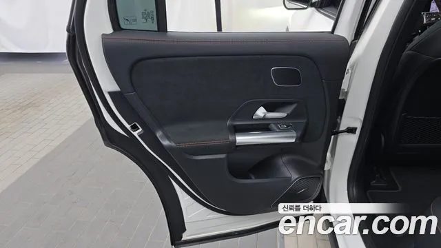 Mercedes-Benz EQA — фото 25