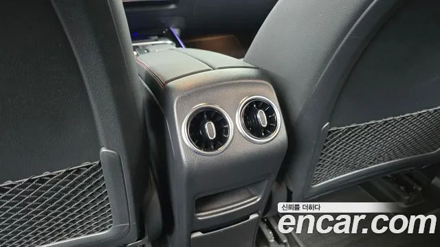 Mercedes-Benz EQA — фото 31