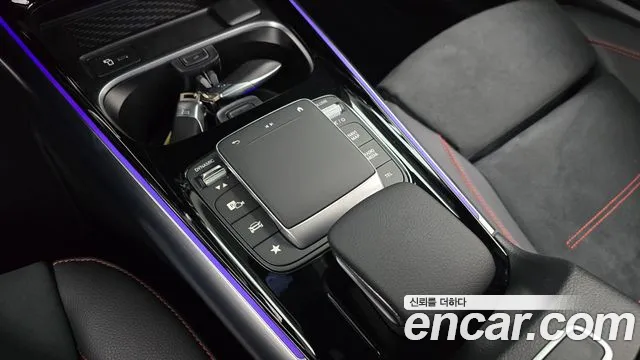 Mercedes-Benz EQA — фото 32