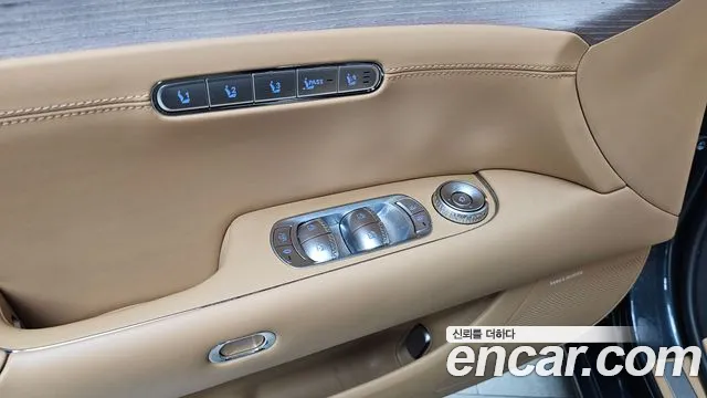 Genesis G90 — фото 28