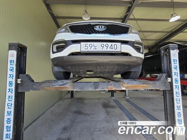 Kia Sportage — фото 1