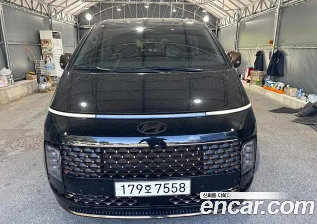 Hyundai Staria — фото 1