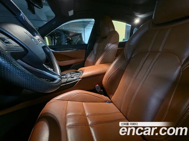 Maserati Levante — фото 12