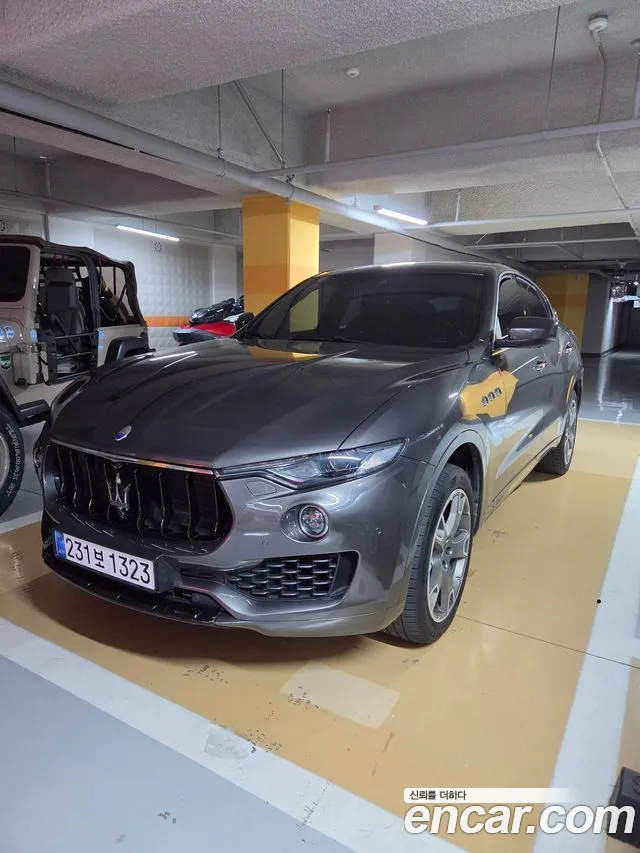Maserati Levante — фото 4