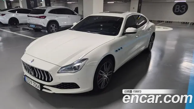 Maserati Quattroporte — фото 10