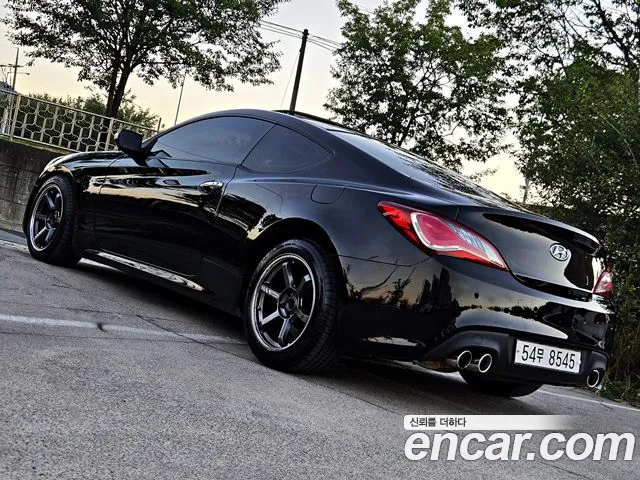 Hyundai Genesis — фото 14