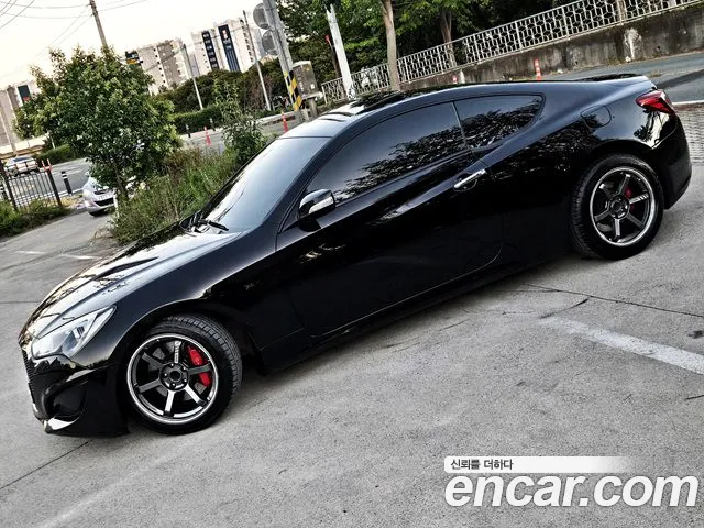 Hyundai Genesis — фото 15