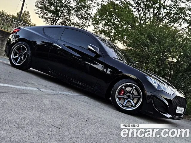 Hyundai Genesis — фото 16