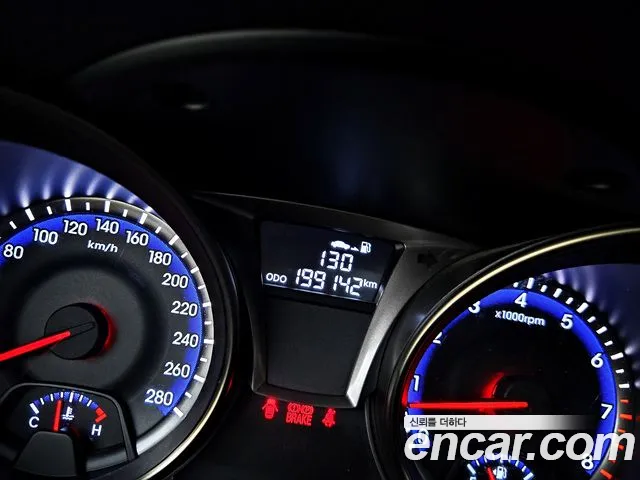 Hyundai Genesis — фото 8
