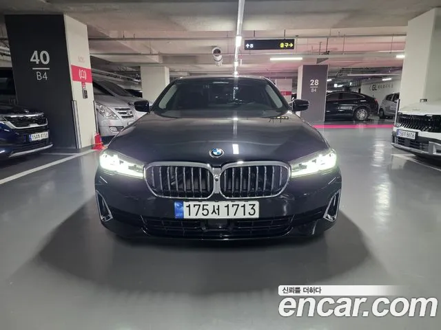 BMW 5-Series — фото 1