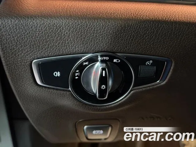 Mercedes-Benz CLS-Class — фото 13