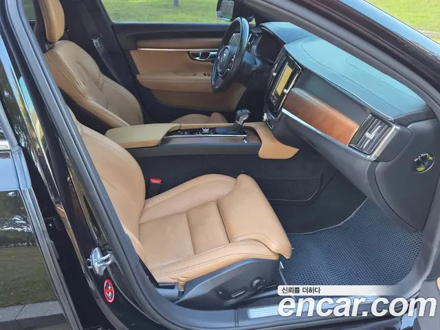 Volvo S90 — фото 12