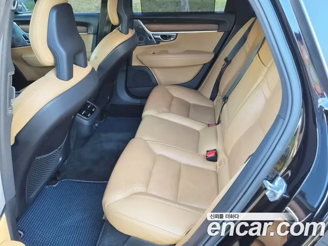 Volvo S90 — фото 13