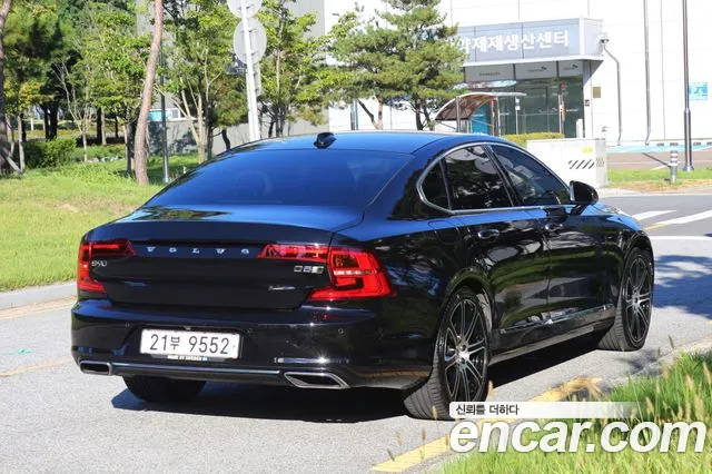 Volvo S90 — фото 4