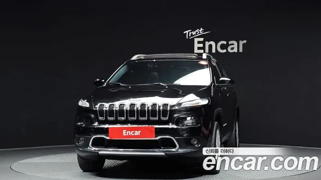 Jeep Cherokee — фото 3