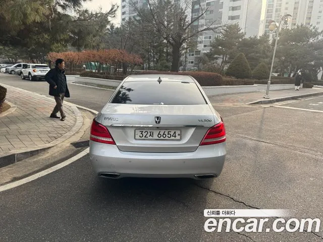 Hyundai Equus — фото 4