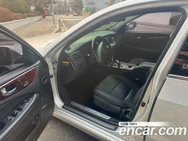 Hyundai Equus — фото 6