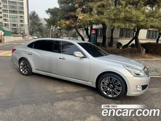Hyundai Equus — фото 10