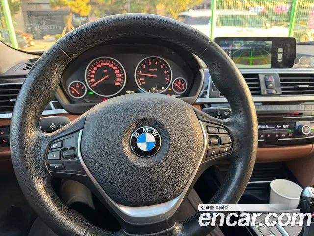 BMW 3-Series — фото 11