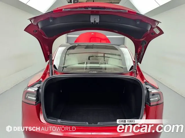 Tesla Model 3 — фото 19