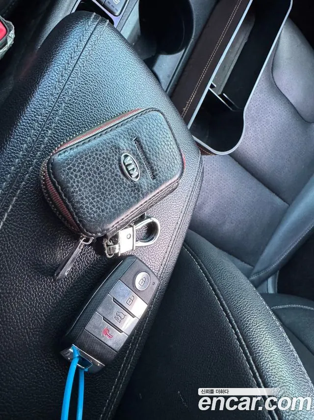 Kia Niro — фото 10