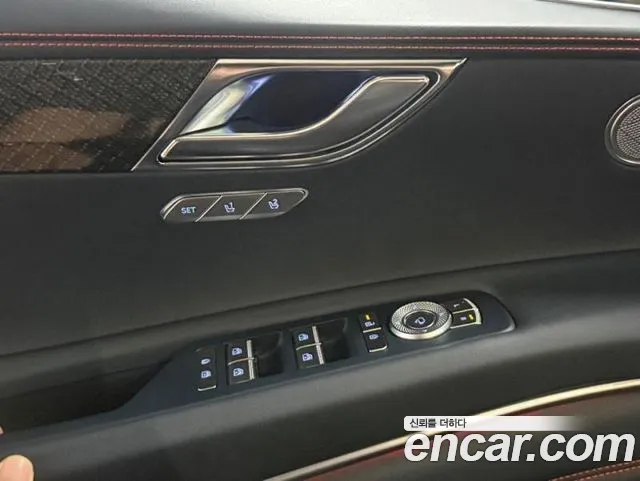 Genesis GV80 — фото 11